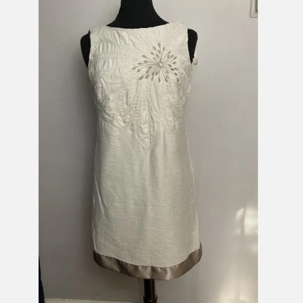 5-31 Donna Ricco dress beige embroidered 4 bamboo sheath